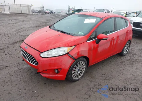 2014 Ford Fiesta Titanium из США, поврежденный, VIN 3FADP4FJXEM134819